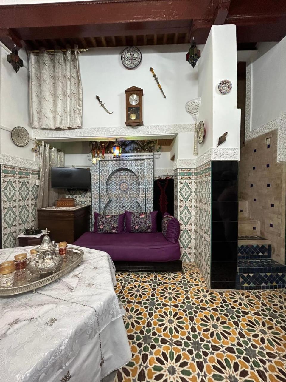Quarto em Acomodações Particulares Darmouniafes *